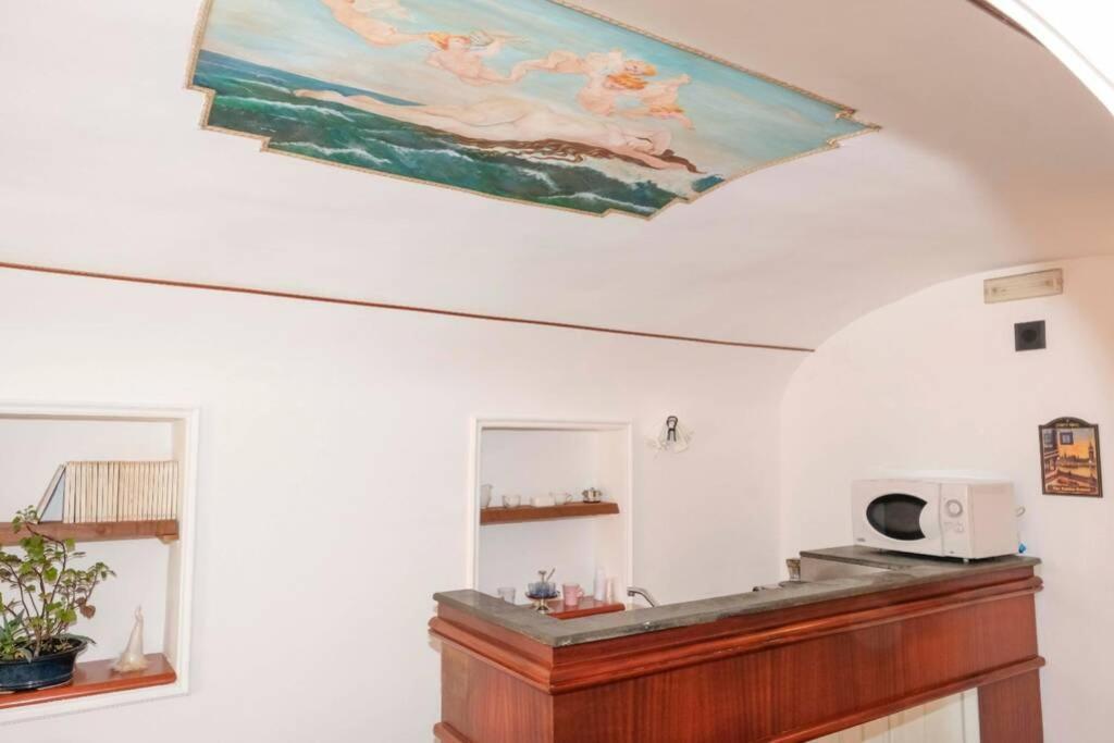 Napoli Centro Storico Un Passo Da San Gennaro Apartment Екстериор снимка