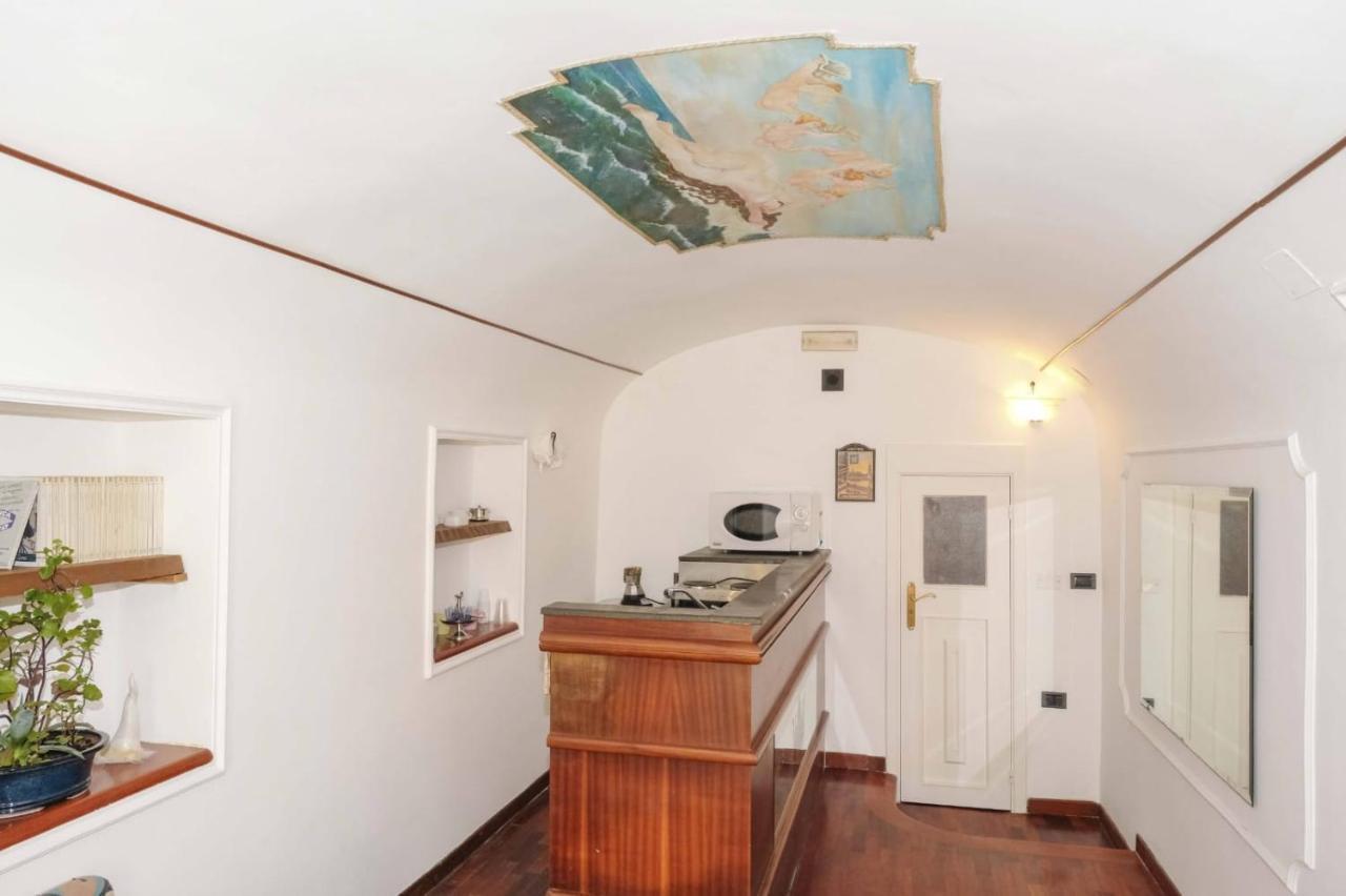 Napoli Centro Storico Un Passo Da San Gennaro Apartment Екстериор снимка