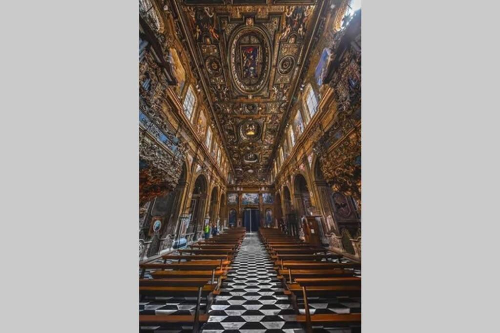 Napoli Centro Storico Un Passo Da San Gennaro Apartment Екстериор снимка